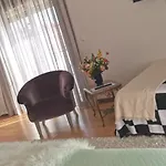 Pensión Rickyguesthouse Nazaré