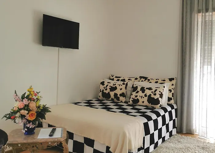 Rickyguesthouse 4* נאזרה