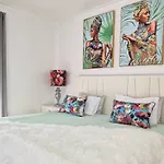 Rickyguesthouse 4* Nazaré