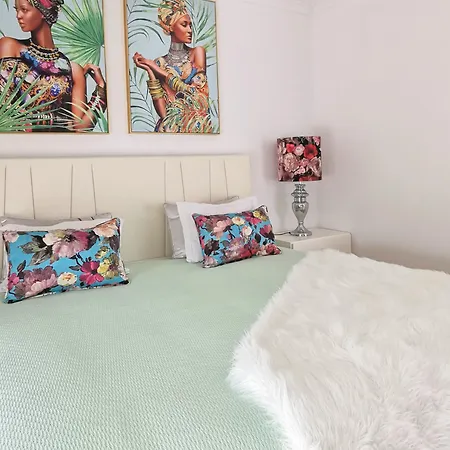 Rickyguesthouse Πανσιόν Ναζαρέ