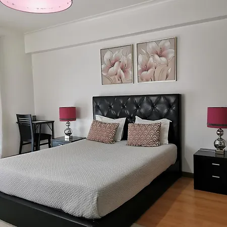 Rickyguesthouse Πανσιόν Ναζαρέ