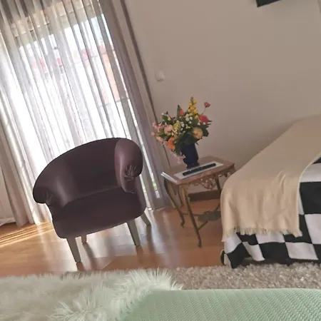 Konukevi Rickyguesthouse Nazaré